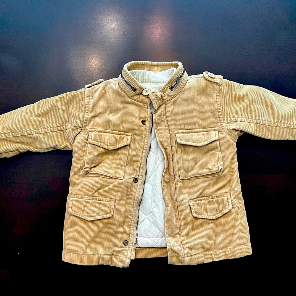 Old Navy Toddler Tan Corduroy Cargo Jacket with Quilted Lining (Pre-Owned)